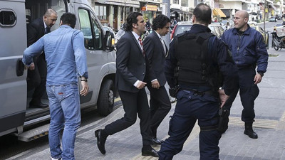 Yunan hükümetinden darbeciye verilen ilticaya iptal başvurusu