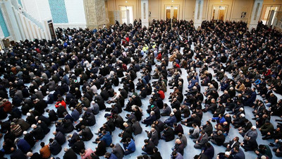 Cuma hutbesinde 'faiz'e dikkat çekildi