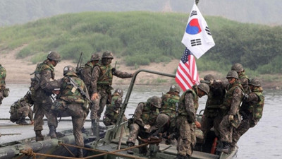 ABD, Güney Kore ile askeri tatbikatları durduruyor