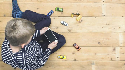 Kaydır, dokun, izle, oyna