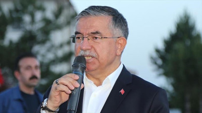 "Devamsızlıktan kalan 9 bin 77 öğrenci mezun edildi"