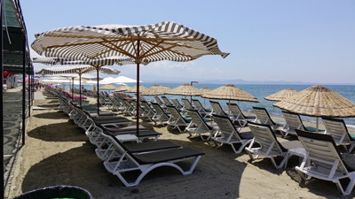 Seçim nedeniyle sahiller boş kaldı