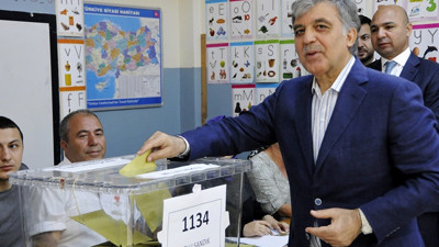 Gül: Milletin kararı herkesin başının üstünde olacak