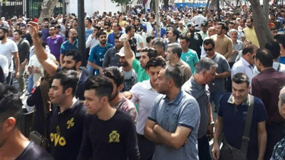 İran'da esnaf greve gitti