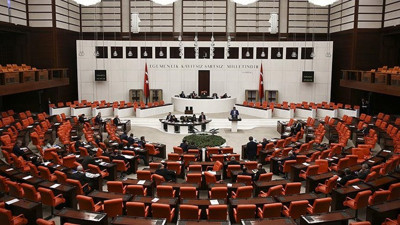 Yeni vekiller yarın Meclis'in yolunu tutacak