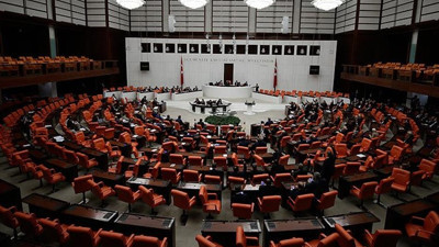 Yurt dışı oylar CHP'nin vekil sayısını artırdı