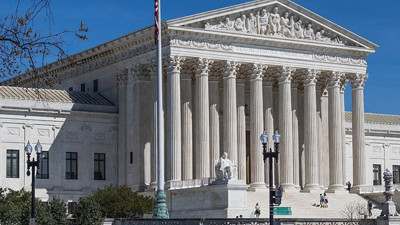 ABD Yüksek Mahkemesinden seyahat yasağına onay