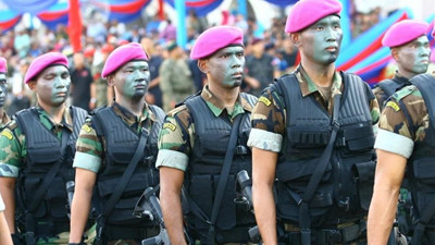 Malezya Suudi Arabistan'daki askerlerini geri çekiyor