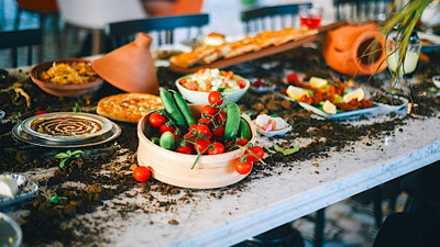 Konsept, "topraktan masaya"