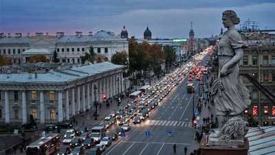 Rusya'da ekonomik büyüme aşağı yönlü revize edildi