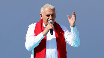 Başbakan: Bu seçim yapım ekibi ile yıkım ekibi arasında