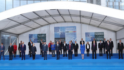 Kritik NATO zirvesi başladı