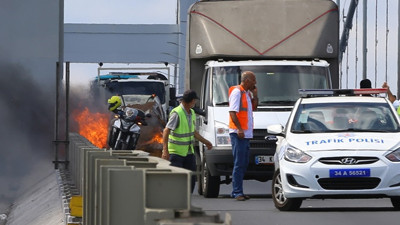 Köprüde araç yangını