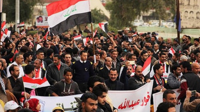 Irak'ta görevden almalar sürüyor