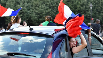 Fransa'da şampiyonluk sevinci