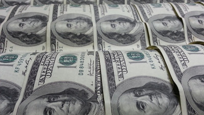 Dolar 4.80 seviyesinde