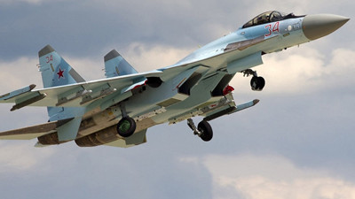 İsrail, Suriye'ye ait uçağı düşürdü