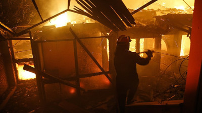 Yunanistan'daki yangınlarda ölü sayısı 74'e yükseldi