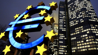 "Euro Bölgesi’nde aşağı yönlü riskler hakim"