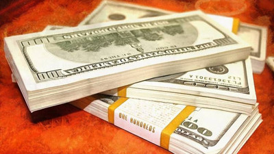 Dolar 4.65'in altına indi