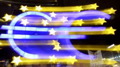 Praet: Euro Bölgesi'nde deflasyon riski ortadan kalktı