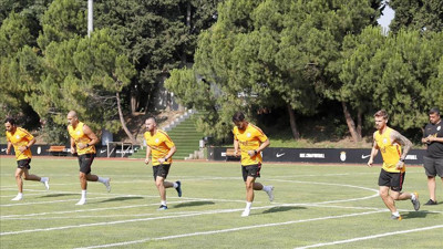 Galatasaray, İsviçre yolcusu