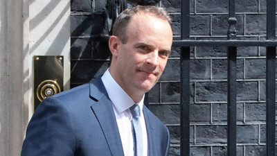 May, yeni Brexit Bakanı atadı: Davis'in yerine Raab