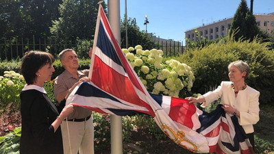 İngiltere Rusya'daki Başkonsolosluğunu kapattı