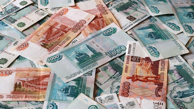 ABD, Rus parasını da vurdu