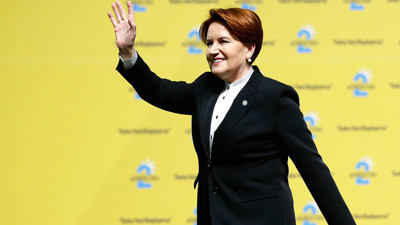 Akşener, Genel Başkanlığa yeniden seçildi
