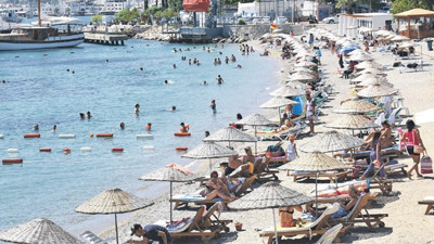 Kur çıktı, tatilci rotayı yurda çevirdi