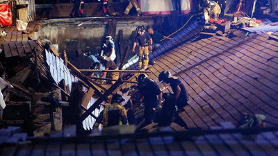 İspanya'da ahşap kaldırım çöktü: 316 yaralı