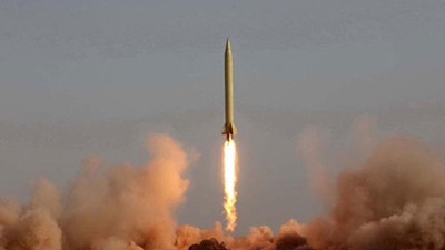 Husilerden Suudi Arabistan'a füze saldırısı