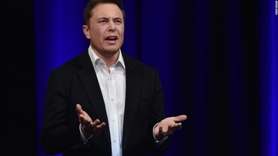 Tesla CEO'su Musk'tan "borsadan çekilme" açıklaması