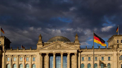 Almanya'da büyüme beklentilerin hafif üzerinde