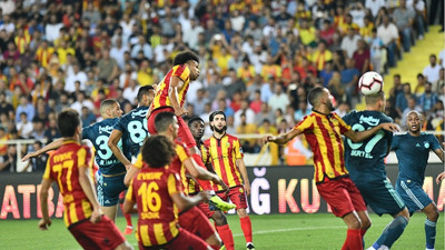 Fenerbahçe ilk deplasman maçında yenildi