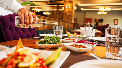 Turistler yemeğe 2,5 milyar dolar harcadı