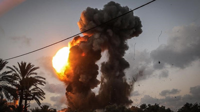 İsrail'den Gazze'ye hava saldırısı: 2 yaralı