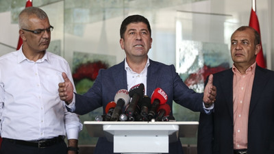 CHP'li muhalifler: MYK değişiyorsa, kurultay da yapılabilir