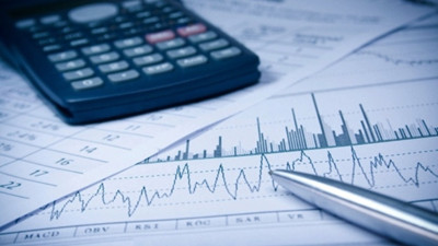 "Güven tesisi sağlanırsa TL'de değer kaybı durur"