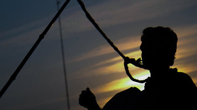 İran'da stokçulara "idam" uyarısı