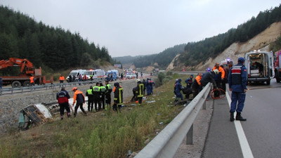Afyon'da yolcu otobüsü devrildi: 7 ölü, 28 yaralı