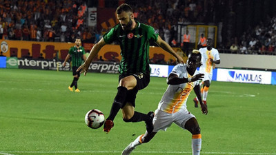 Galatasaray, Akhisarspor'a 3-0 yenildi
