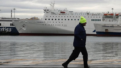 Komşu'da grev krizi büyüyor