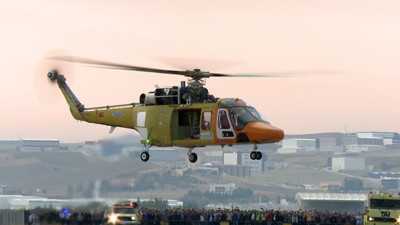 Yerli helikopter ilk kez havalandı