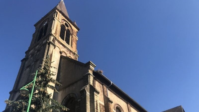 Asırlık kilise satışa çıkarıldı