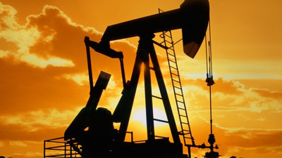 Petrol fiyatları 61 dolara yaklaştı