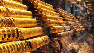 Altın fiyatları dolarla birlikte geri geldi