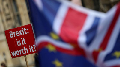 AP'den Brexit sonrası vizesiz seyahate 'yeşil ışık'