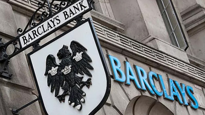 Barclays, 160 milyar sterlini İrlanda’ya aktaracak